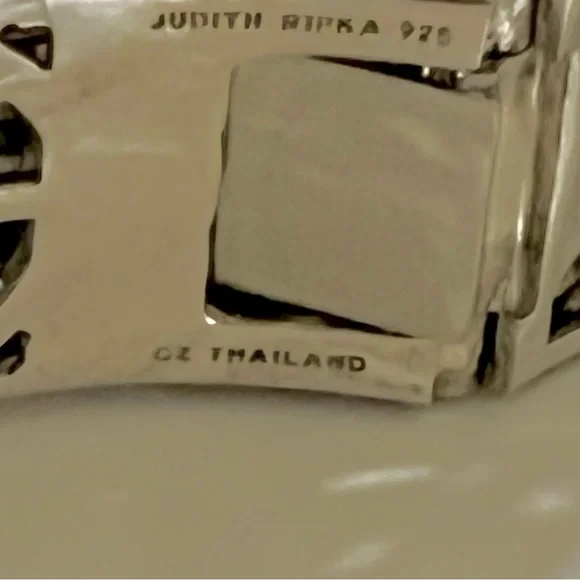 Judith Ripka large cuff bracelet - Picture 7 of 9